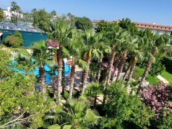 UK Hotel Kiriş : photo 6 de la chambre chambre quadruple