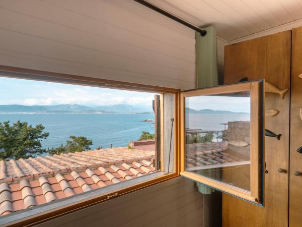 Villa Kirssis : photo 6 de la chambre chambre double - vue sur mer