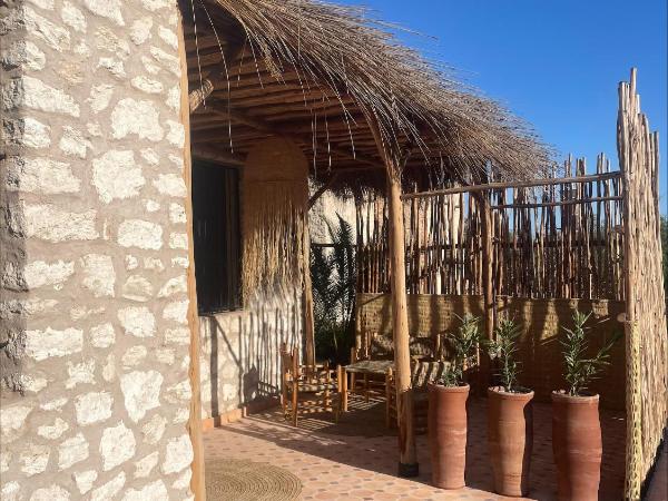 RIAD YANITRI : photo 3 de la chambre bungalow avec terrasse