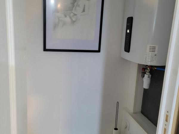 Villa Rasoa : photo 8 de la chambre chambre lit king-size - vue sur jardin