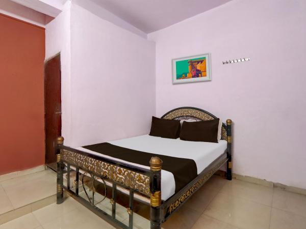 SPOT ON Hotel Aaraadhya Residency : photo 2 de la chambre chambre triple classique