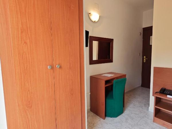 Hotel Camposol : photo 6 de la chambre chambre simple avec terrasse