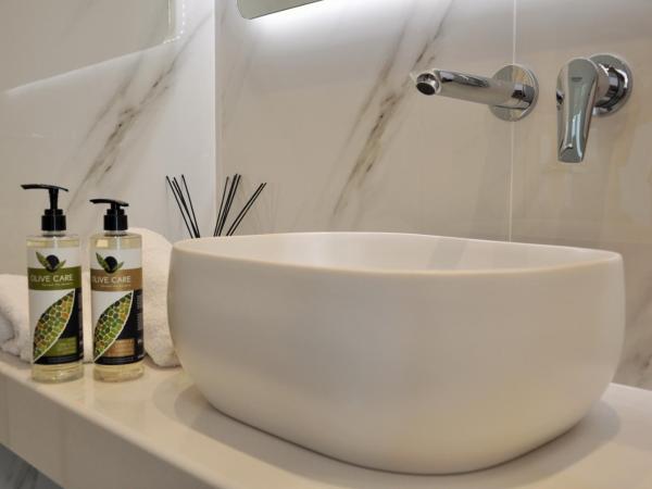 Alexandra Mykonos Port : photo 5 de la chambre chambre lits jumeaux - rez-de-chaussée