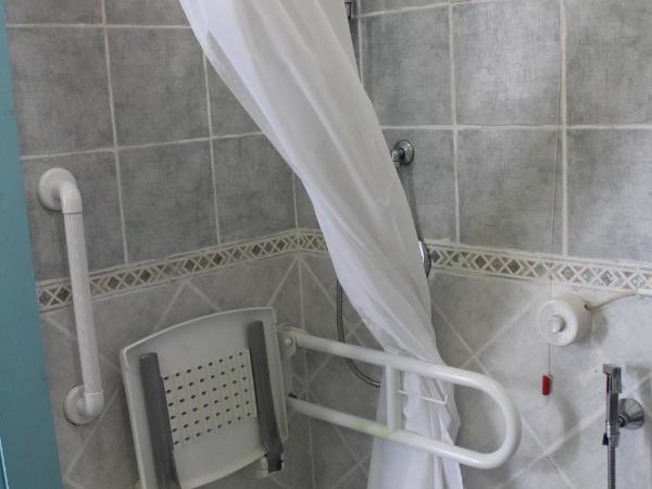 Vel Marì - Rooms on the Beach : photo 3 de la chambre chambre double ou lits jumeaux - accessible aux personnes à mobilité réduite