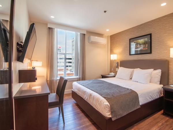 Strathcona Hotel : photo 1 de la chambre chambre lit queen-size