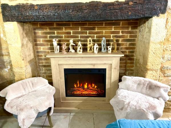 La Clef des Songes B&B de charme - Sarlat Centre - Parking gratuit - Piscine et espace bien-être à 400mètres : photo 9 de la chambre chambre double basique