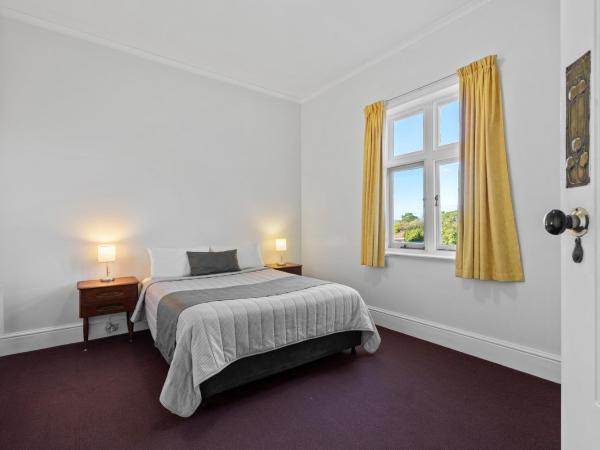 Riverfront Motel & Villas : photo 9 de la chambre maison 5 chambres