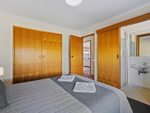 Riverfront Motel & Villas : photo 5 de la chambre two bedroom villa with en-suite