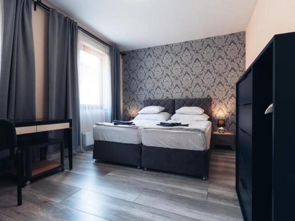 Végvári Hotel Eger : photo 6 de la chambre chambre familiale supérieure