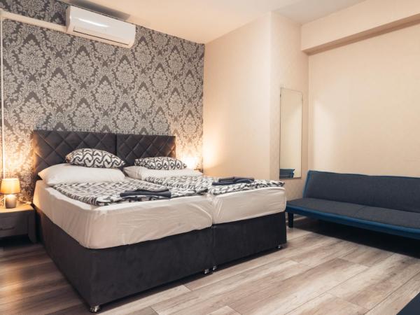 Végvári Hotel Eger : photo 2 de la chambre chambre double avec salle de bains privative extérieure