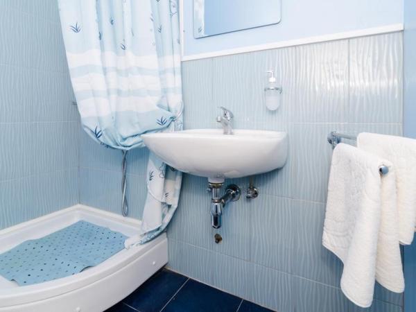 Apartments & Rooms Tapera : photo 5 de la chambre appartement standard 1 chambre avec terrasse - vue sur jardin