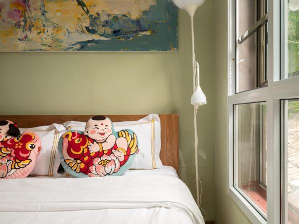 Rong Hotel - Beijing Nanluoguxiang Branch : photo 4 de la chambre chambre quadruple en duplex