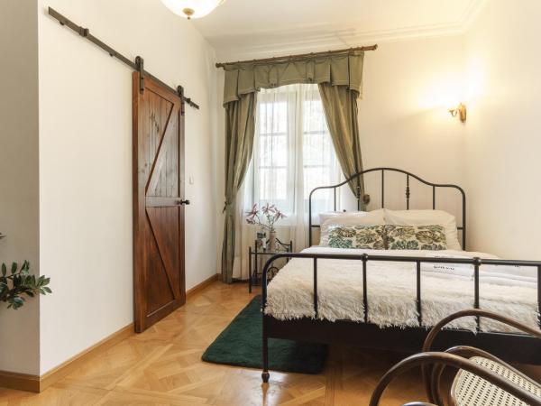 Apartamenty w Dworku Cheval : photo 2 de la chambre appartement