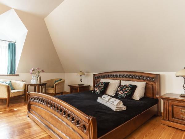 Apartamenty w Dworku Cheval : photo 1 de la chambre appartement deluxe