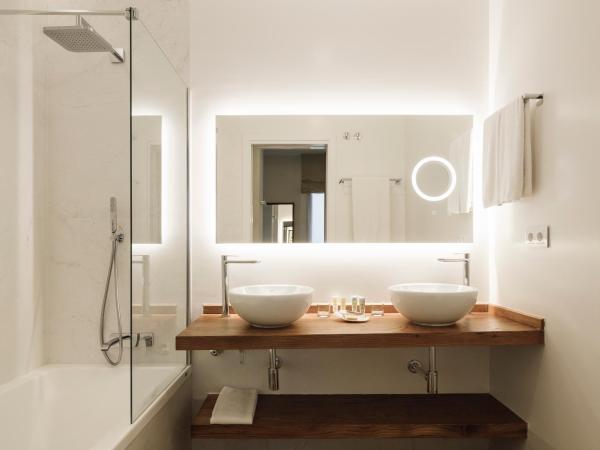 Hotel Amadeus Sevilla : photo 1 de la chambre chambre double ou lits jumeaux supérieure