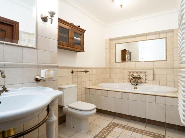 Apartamenty w Dworku Cheval : photo 2 de la chambre appartement supérieur