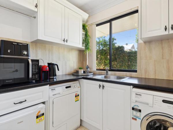 WOOD14 - River Suite : photo 2 de la chambre studio