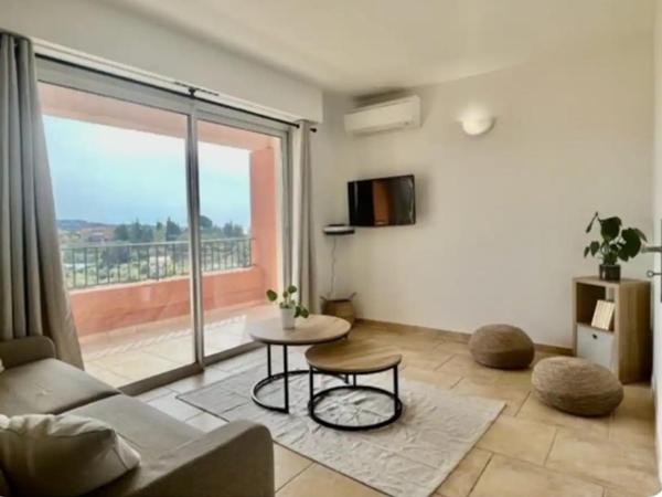 DOMAINE LOU BEL AZUR - Panoramique : photo 9 de la chambre appartement avec terrasse