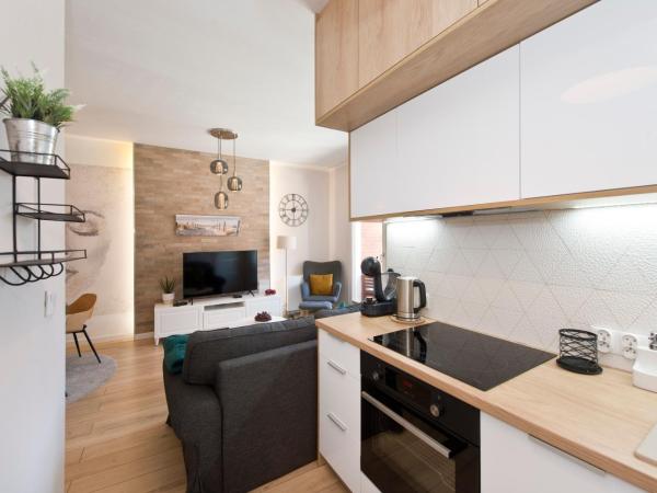 YOURAPART Rajska City Centre : photo 10 de la chambre chambre familiale