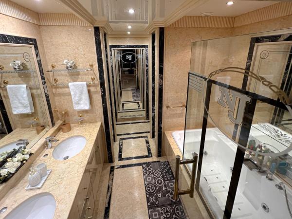 Les Amoureux de la Tour Eiffel : photo 1 de la chambre chambre lit king-size supérieure