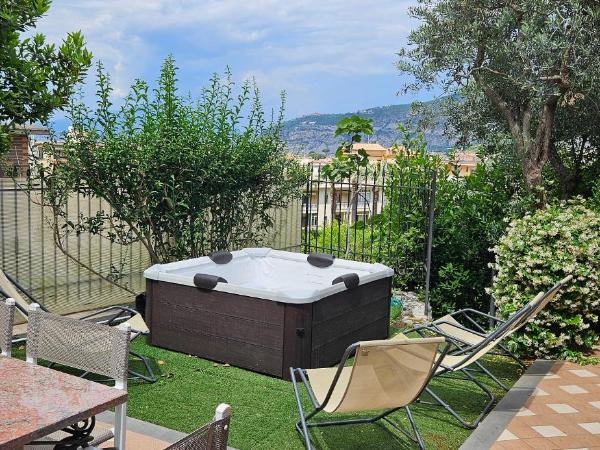 Hotel Cristina : photo 8 de la chambre appartement 2 chambres - annexe