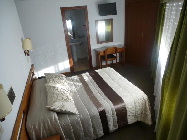 Hostal Palas : photo 1 de la chambre chambre double ou lits jumeaux