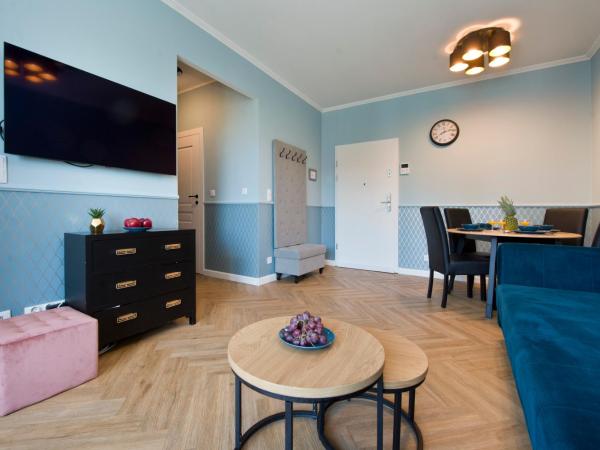 YOURAPART Rajska City Centre : photo 10 de la chambre chambre familiale