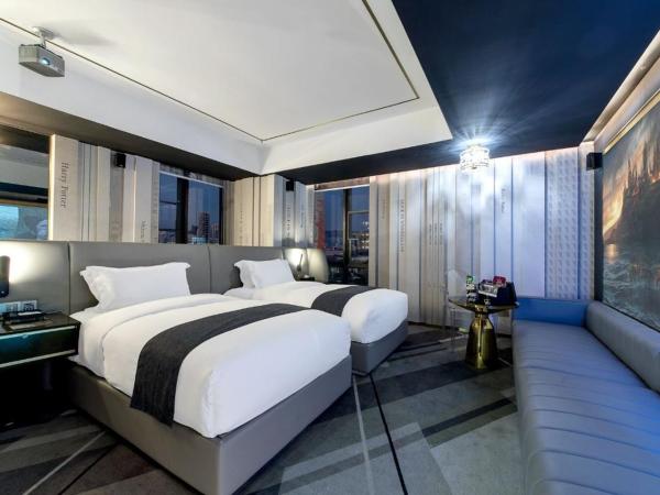 Movietel Shenzhen : photo 4 de la chambre chambre double deluxe avec baignoire