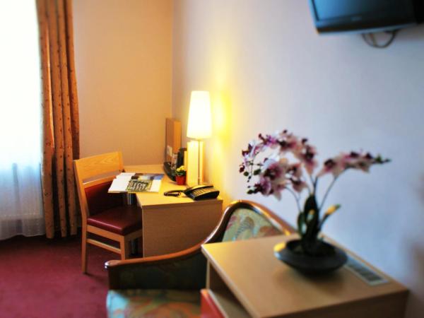 Hotel Petersburg Superior : photo 1 de la chambre chambre simple supérieure