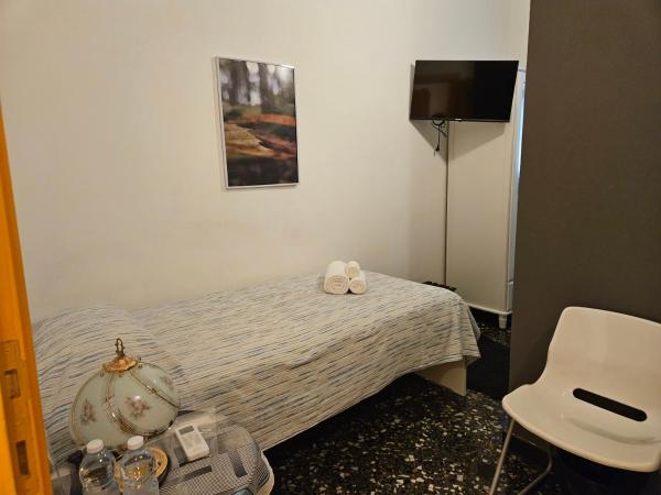 House LeoMar di Sara : photo 4 de la chambre grande chambre simple