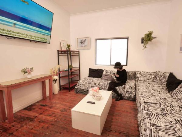 PodBed Coogee Beachside : photo 4 de la chambre bed in 6 bed mix dormitory (18-35 age only)