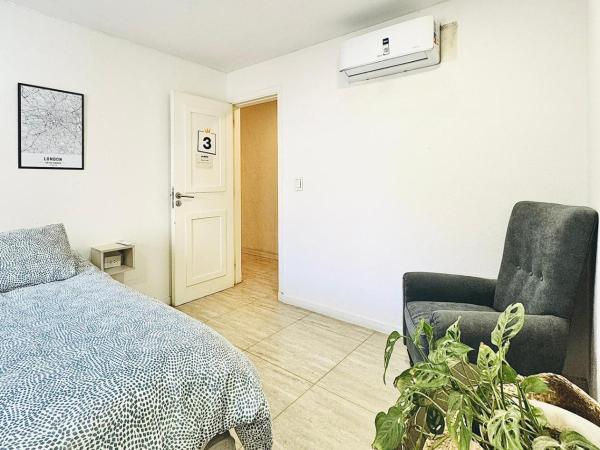 Jaque Mate Hostel : photo 1 de la chambre chambre double standard avec salle de bains commune