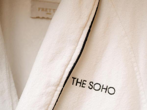 SoHo Hotel Toronto : photo 1 de la chambre chambre lit king-size deluxe