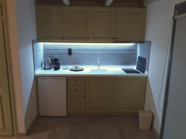 Hamam Oriental Suites : photo 4 de la chambre suite lit queen-size avec baignoire spa