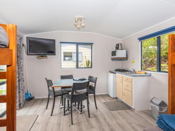 Blue Lake TOP 10 Holiday Park : photo 5 de la chambre studio cabine avec kitchenette