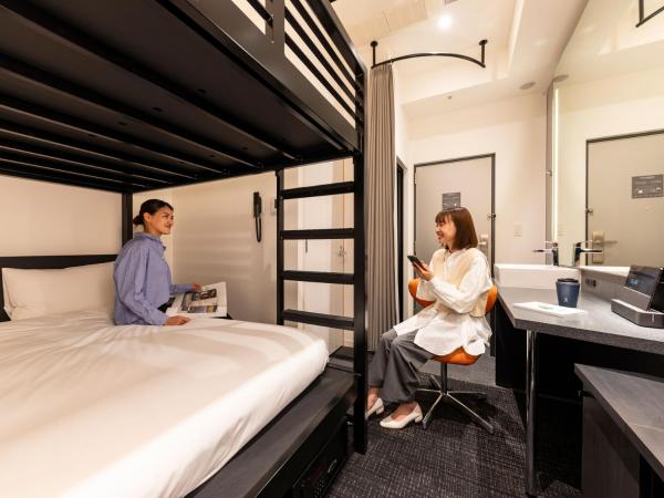sequence SUIDOBASHI - Tokyo : photo 2 de la chambre chambre privative avec lits superposés (2 adultes)