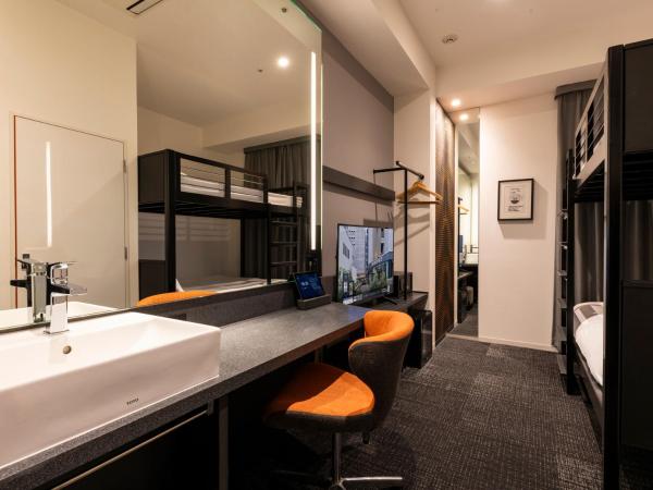 sequence SUIDOBASHI - Tokyo : photo 4 de la chambre chambre privée avec lits superposés (3 adultes)