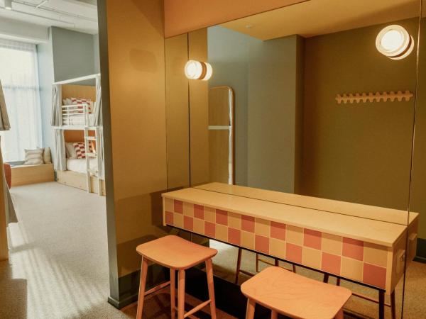 Drifter Christchurch : photo 2 de la chambre shared female suite - 8 bed