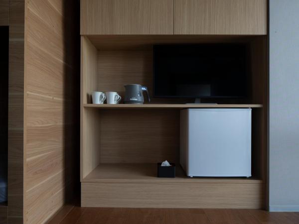 Grids Tokyo Ueno Hotel&Hostel : photo 6 de la chambre chambre familiale avec salle de bains privative