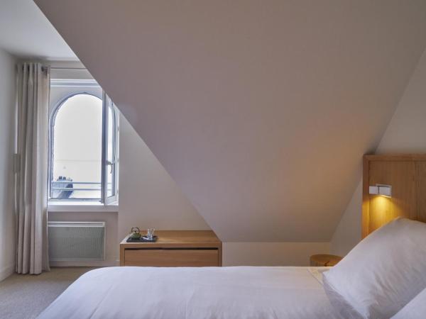 Chambres d'hôtes Breizh Café : photo 2 de la chambre chambre familiale avec salle de bains commune