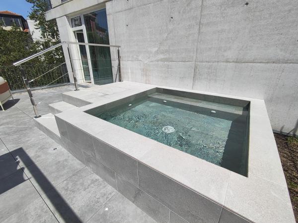 Catalonia Porto : photo 4 de la chambre chambre lits jumeaux supérieure avec terrasse et piscine privée