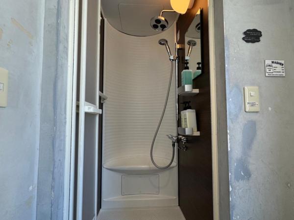 Untapped Hostel : photo 9 de la chambre lit dans dortoir mixte de 10 lits (3f-4f)