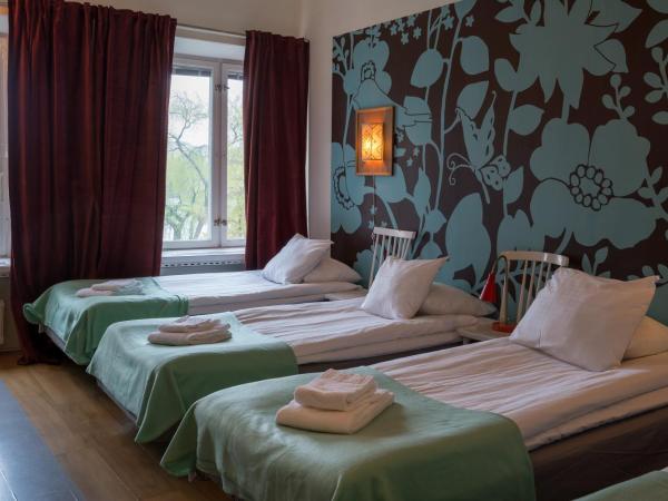 Reimersholme Hotel : photo 7 de la chambre chambre quadruple avec salle de bains commune