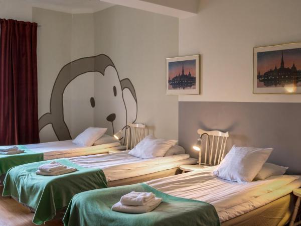 Reimersholme Hotel : photo 10 de la chambre chambre quadruple avec salle de bains commune