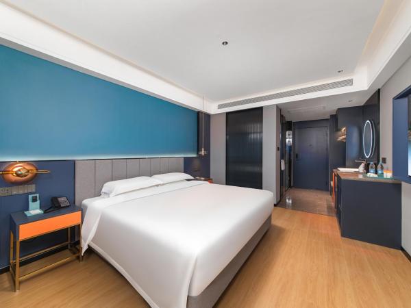 R ROYALSS HOTE Qujiang Dayan Pagoda : photo 3 de la chambre chambre double deluxe