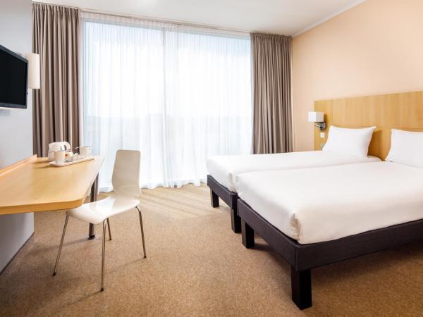 ibis Nottingham Centre : photo 4 de la chambre chambre lits jumeaux accessible aux personnes à mobilité réduite