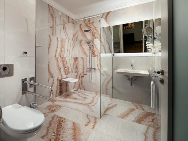 Art Deco Imperial Hotel : photo 8 de la chambre chambre deluxe double ou lits jumeaux
