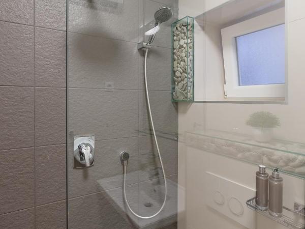 Luxury Rooms and Apartment Silente Bacvice : photo 10 de la chambre chambre triple de luxe