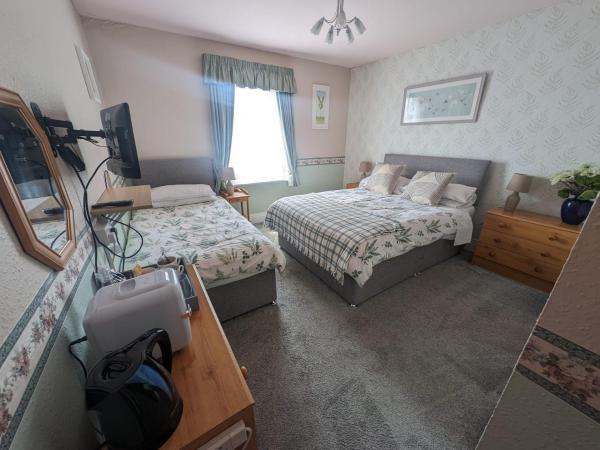 Hesketh Hotel : photo 5 de la chambre chambre familiale avec salle de bains privative