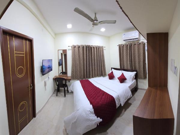 Hotel NJ Residency : photo 5 de la chambre chambre lit king-size deluxe